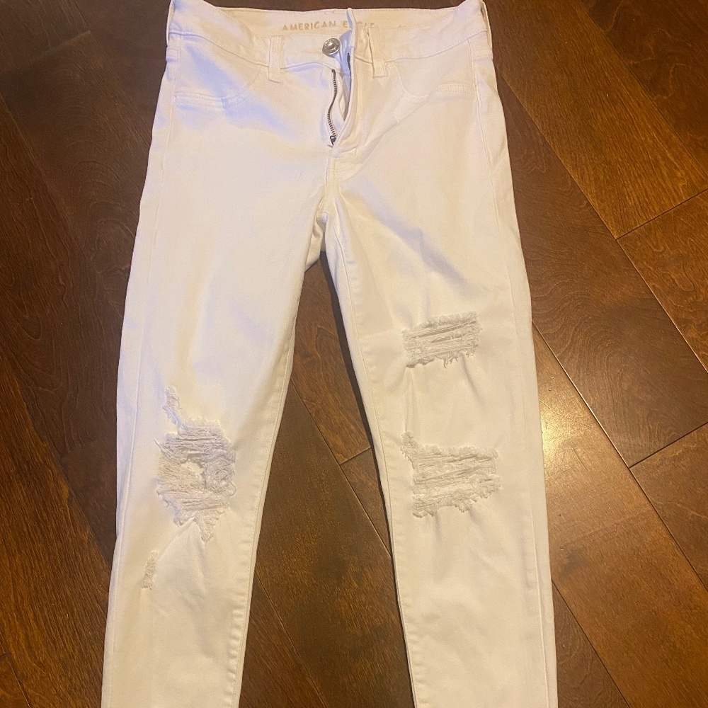 American Eagle Distressed Size 6 High-Rise Jeggings